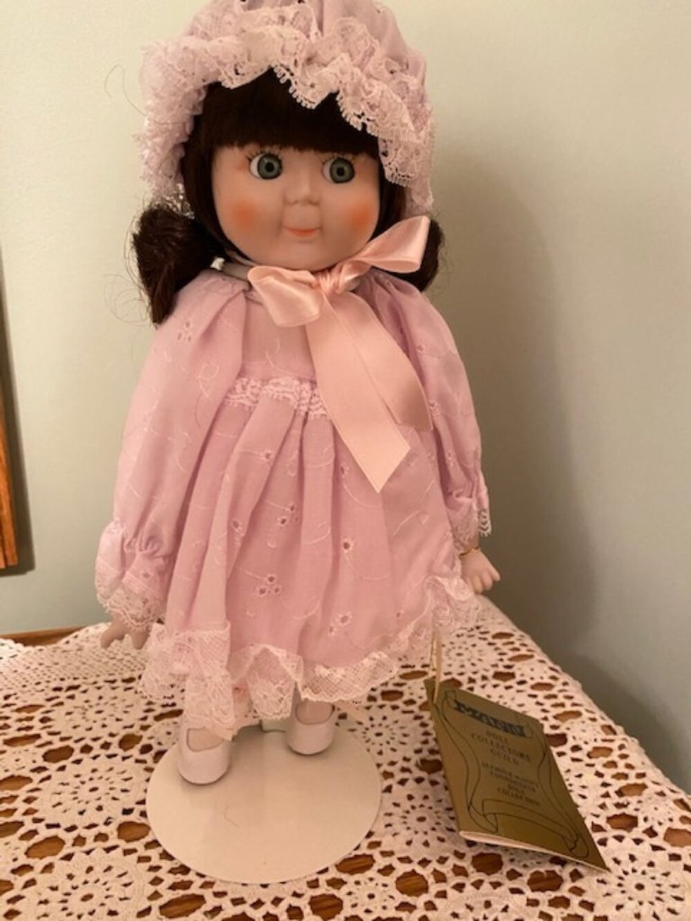 NEW 1987 Seymour Mann Connoisseur Porcelain Collection Doll - CINDY